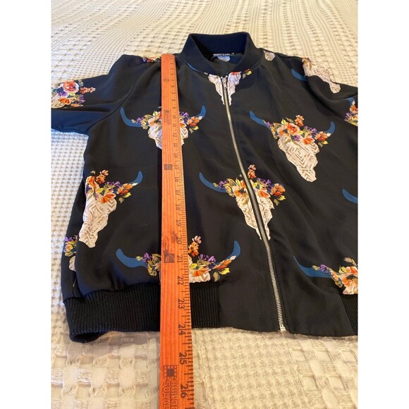 Fab’rik Bomber Jacket Size Medium Bison Head Floral Full Zip Front Lightweight - Picture 11 of 11